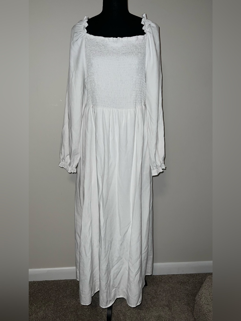 🌻3/$20!🌻Shein White Long Dress